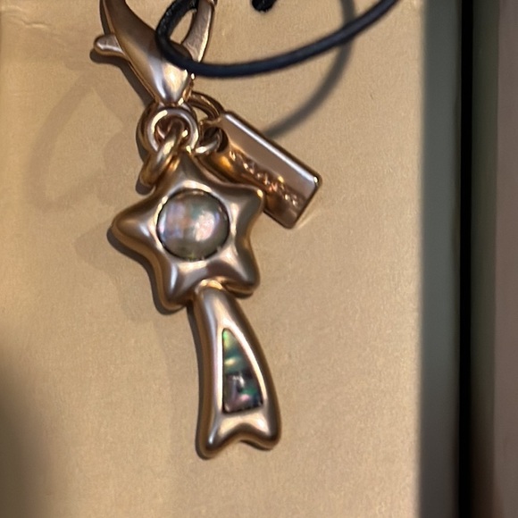 Coach wristlet gift set - Picture 4 of 5